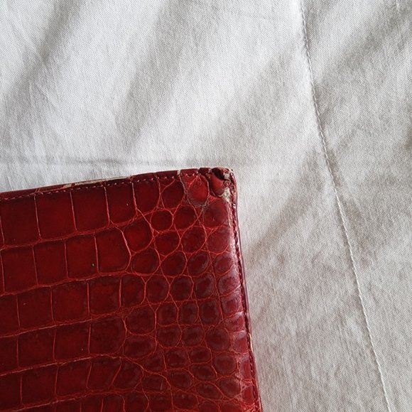 Tiffany and Co Vintage Genuine Crocodile Red Leather Bi-Fold Wallet - Picture 9 of 11